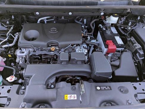 Certified 2025 Toyota RAV4 LE FWD image 23