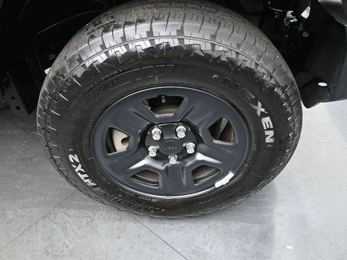 Used 2025 Jeep Wrangler Sport AWD/4WD image 29