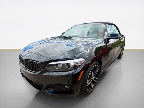 Used 2021 BMW 230i xDrive Convertible w/ M Sport Package AWD/4WD image 3