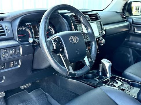 Used 2023 Toyota 4Runner TRD Off-Road Premium w/ Off Road Premium Plus Package AWD/4WD image 14