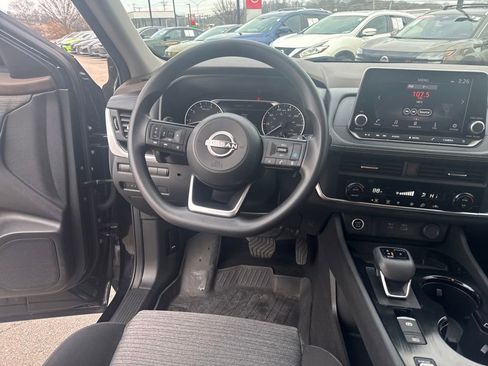 Certified 2023 Nissan Rogue SV image 13