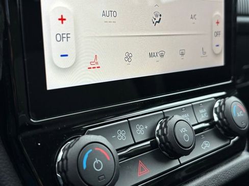 New 2025 Ford Ranger XLT w/ Equipment Group 301A High image 35