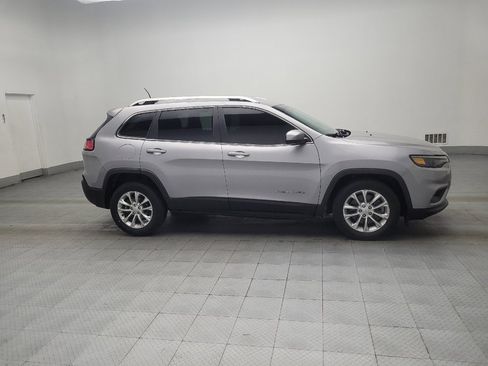 Used 2019 Jeep Cherokee Latitude w/ Popular Appearance Group image 11