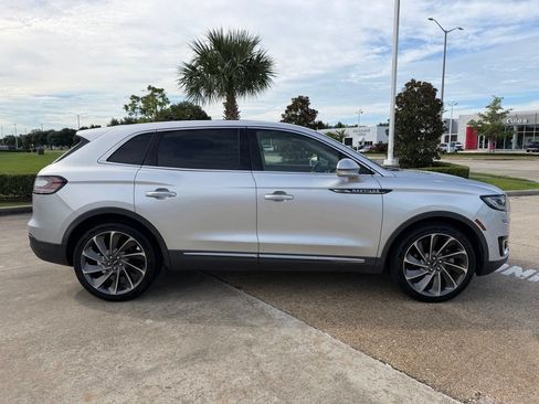 Used 2019 Lincoln Nautilus Reserve FWD image 6