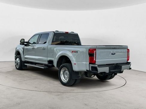 Certified 2025 Ford F450 Lariat w/ FX4 Off-Road Package AWD/4WD image 3