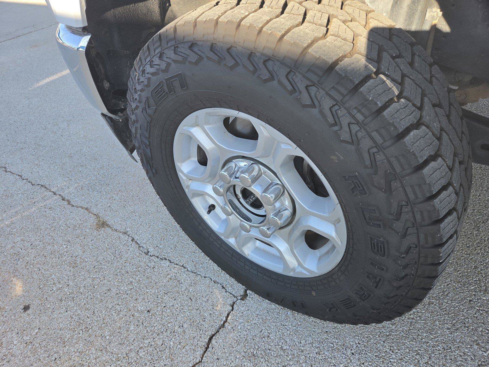 Used 2025 Ford F250 XLT w/ FX4 Off-Road Package AWD/4WD image 34