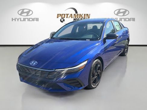 Certified 2026 Hyundai Elantra Sport FWD image 1