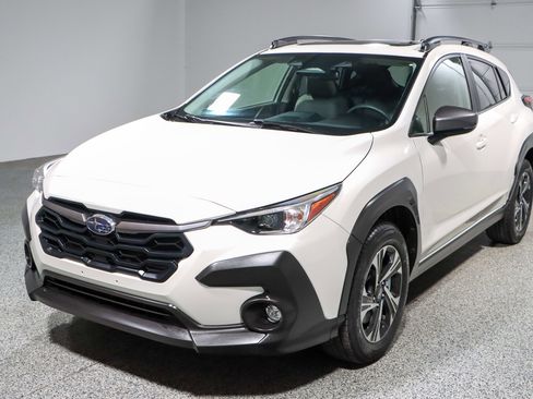 Used 2024 Subaru Crosstrek 2.0i Premium image 31