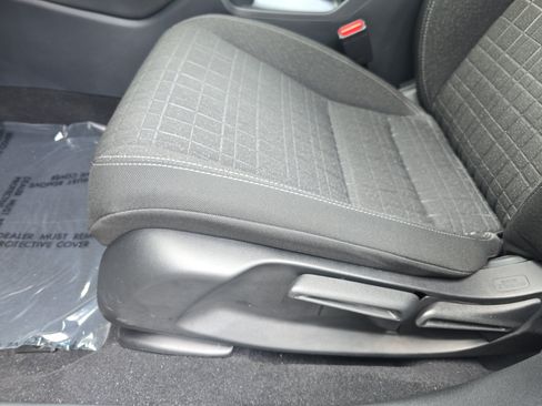 Certified 2024 Honda HR-V LX image 28