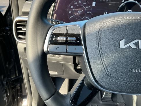 Certified 2025 Kia Telluride SX Prestige X-Line AWD/4WD image 17