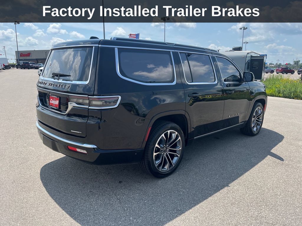 Used 2022 Jeep Grand Wagoneer Series III w/ Rear Seat Video Group 1 AWD/4WD image 6