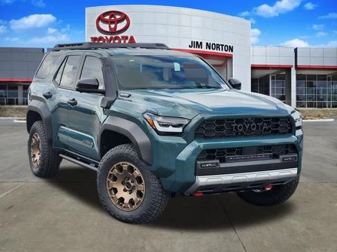 New 2026 Toyota 4Runner Trailhunter AWD/4WD image 1