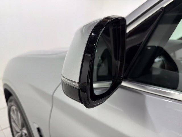 Used 2019 BMW X3 xDrive30i w/ Convenience Package AWD/4WD image 9