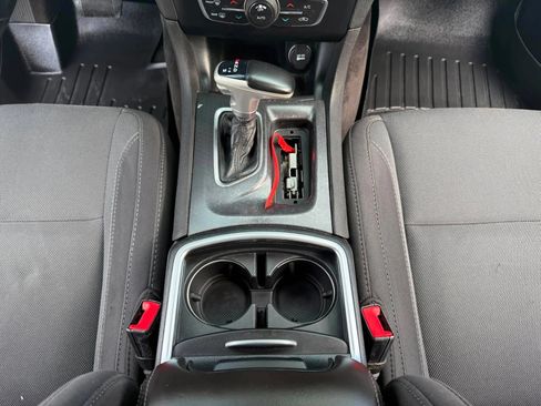 Used 2016 Dodge Charger SXT RWD image 16
