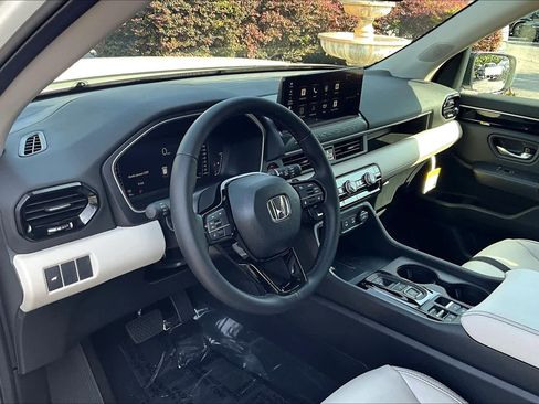 Used 2026 Honda Passport RTL image 10