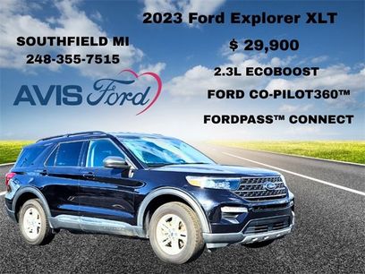 Certified 2023 Ford Explorer XLT w/ Equipment Group 202A