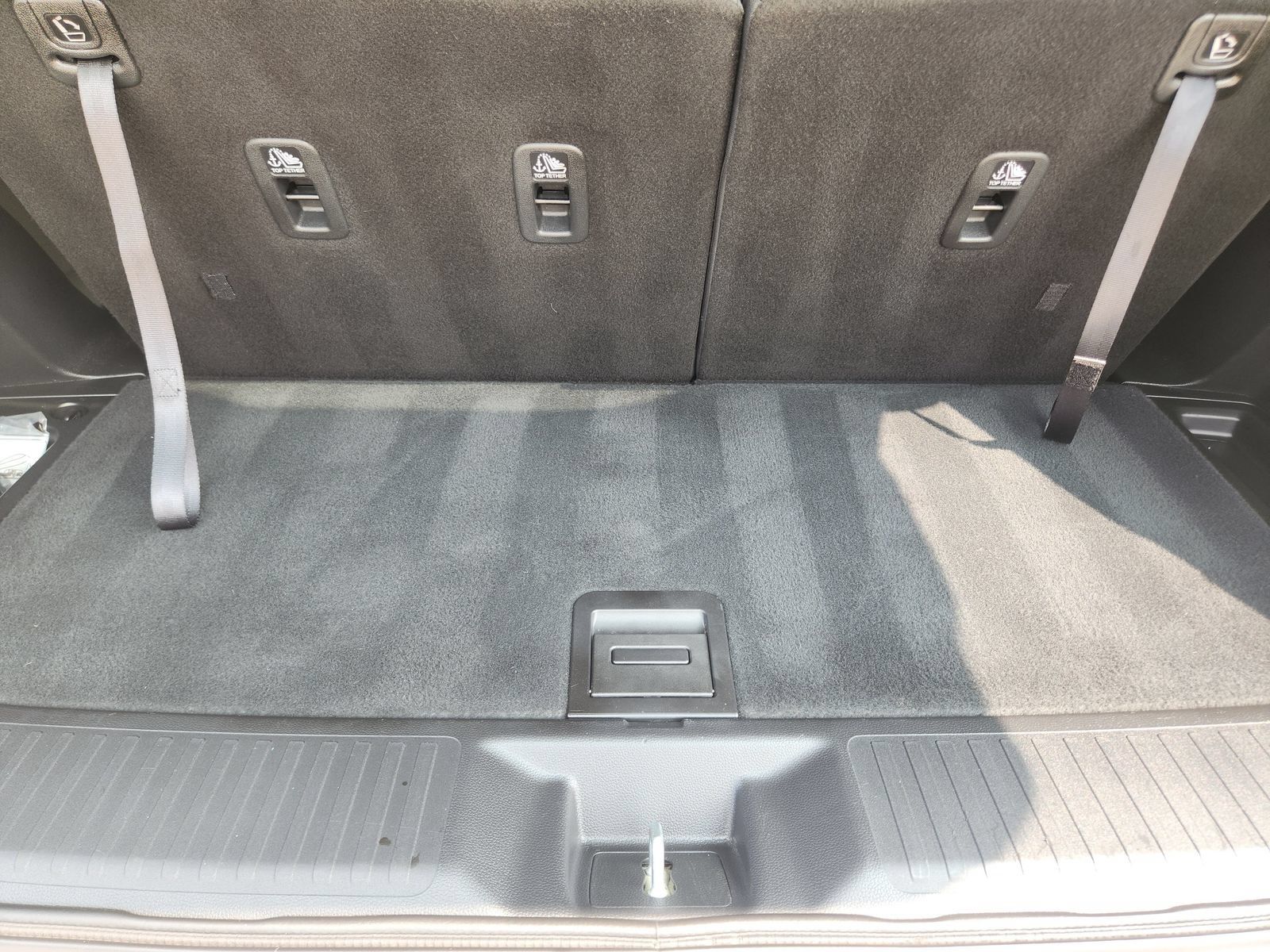 Used 2025 Honda Pilot EX-L image 37