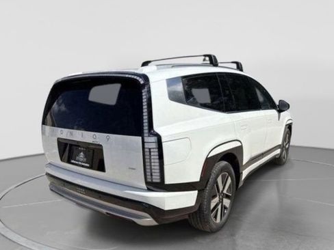 New 2026 Hyundai Ioniq 9 SEL image 10
