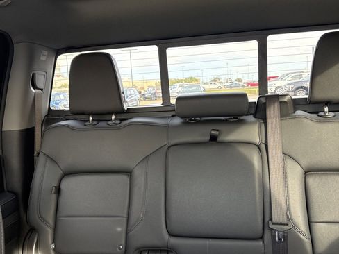 Used 2024 Chevrolet Silverado 2500 LT w/ Z71 Sport Edition image 15