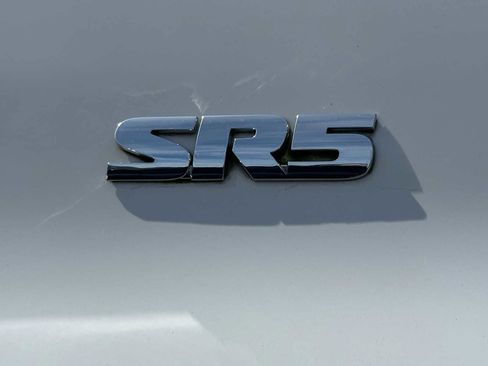 Used 2023 Toyota 4Runner SR5 Premium w/ Moonroof Package image 5