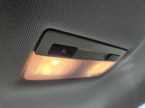 Used 2023 Chevrolet Malibu LT image 29