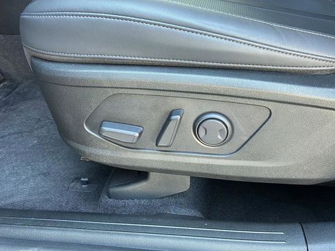 New 2025 Kia Sorento S AWD/4WD image 11