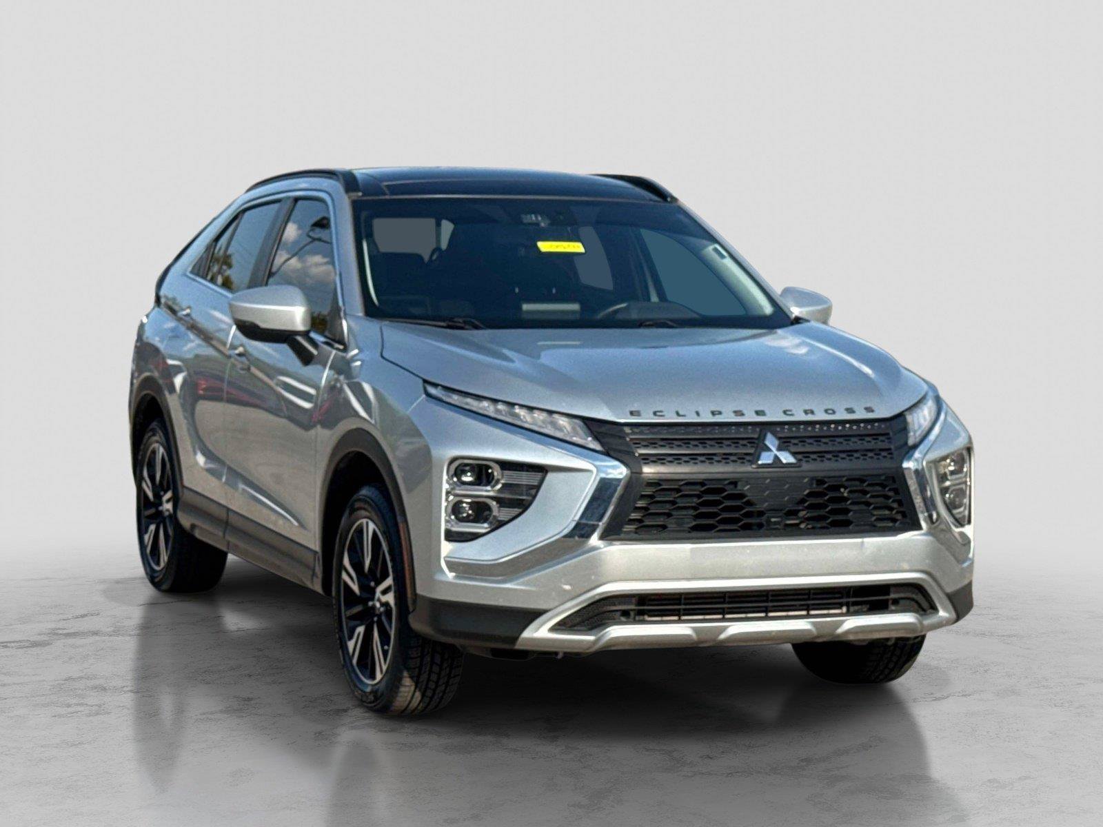 Used 2024 Mitsubishi Eclipse Cross AWD image 3