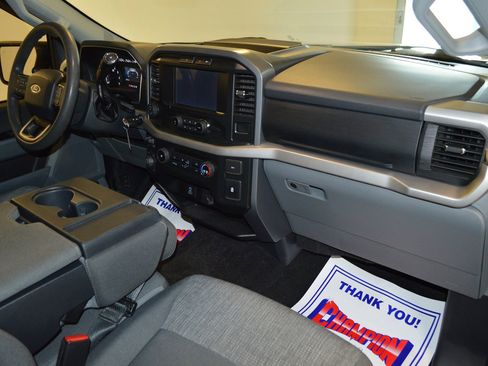 Used 2022 Ford F150 XLT w/ XTR Package image 10