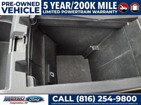 Certified 2019 Ford Escape Titanium AWD/4WD image 17