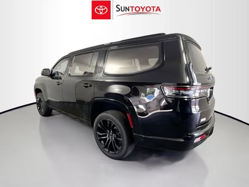 Used 2022 Jeep Grand Wagoneer Series II image 6