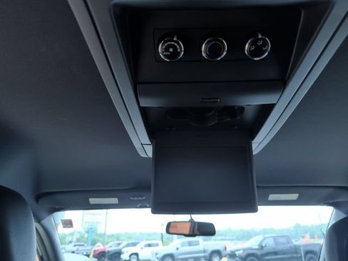 Used 2013 Dodge Grand Caravan R/T w/ Driver Convenience Group FWD image 29
