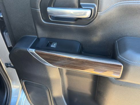 Used 2019 Chevrolet Silverado 1500 LT Trail Boss image 45