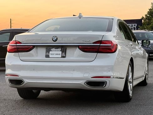 Used 2016 BMW 740i RWD image 5