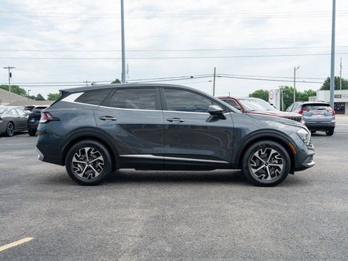 Used 2024 Kia Sportage EX FWD image 6