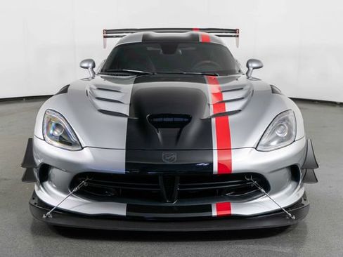 Used 2016 Dodge Viper ACR w/ Extreme Aero Package RWD image 3