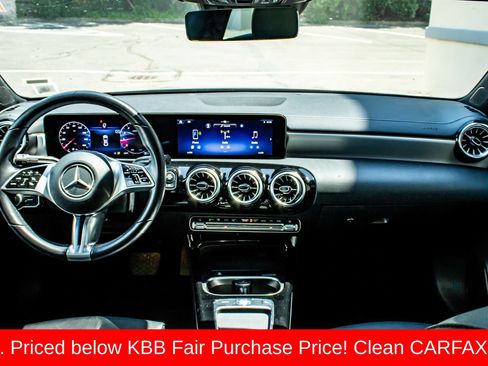 Used 2025 Mercedes-Benz CLA 250 4MATIC image 15