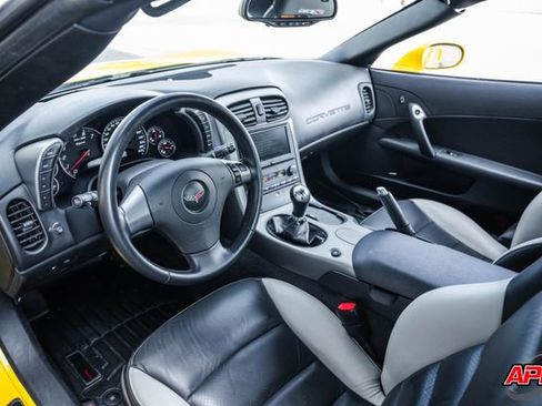 Used 2007 Chevrolet Corvette Z06 w/ Preferred Equipment Group image 2