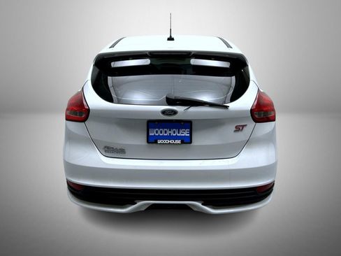 Used 2017 Ford Focus ST FWD image 6