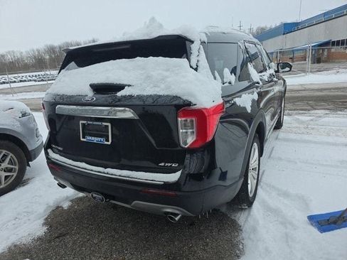 Used 2022 Ford Explorer Limited w/ Limited Technology Package image 8