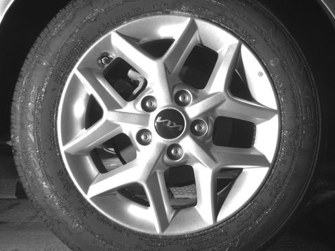 Used 2025 Kia Soul LX w/ LX Technology Package image 15