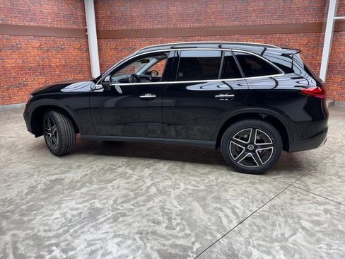 New 2026 Mercedes-Benz GLC 300 GLC 300 image 2