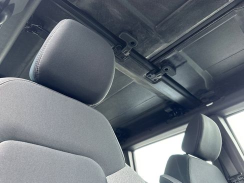 New 2025 Ford Bronco 4-Door image 18