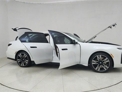 Used 2023 BMW 740i 740i w/ Executive Package image 71