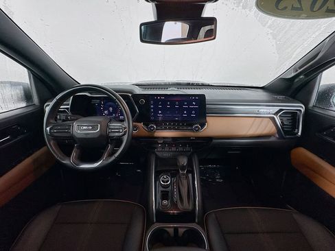 Used 2023 GMC Canyon AT4 image 36