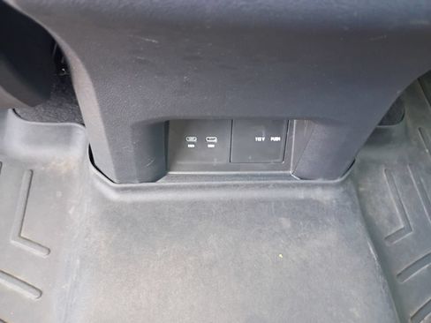 Used 2023 Volkswagen Atlas SEL Premium AWD/4WD image 38