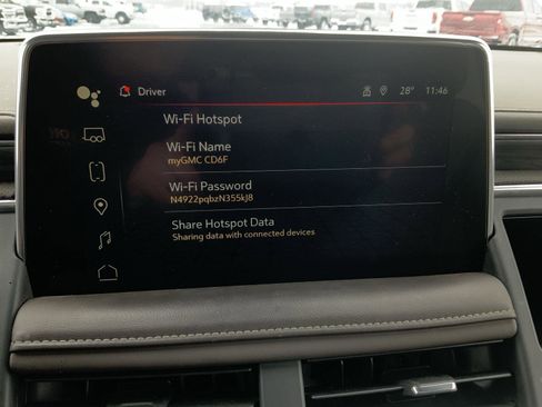 Used 2023 GMC Yukon SLT image 50