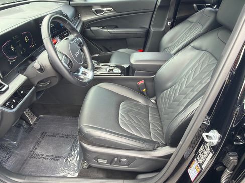Used 2023 Kia Sportage X-Line w/ X-Line Premium Package AWD/4WD image 3