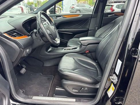 Used 2019 Lincoln MKC Reserve w/ MKC Climate Package AWD/4WD image 11