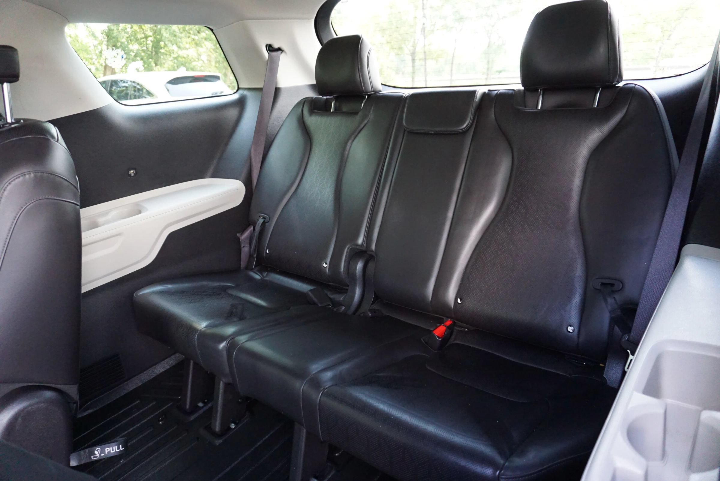 Used 2022 Kia Carnival LX FWD image 27