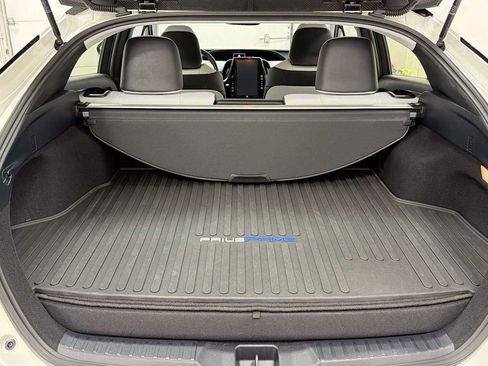 Certified 2017 Toyota Prius Prime Advanced w/ Carpet Mat Package FWD image 27